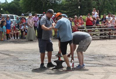 Stuhr Museu, anvil shooting